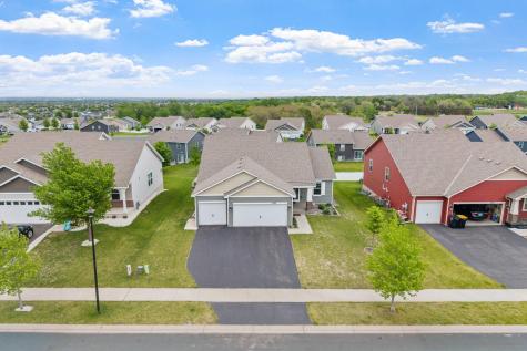 1989 Attenborough Street Shakopee MN 55379