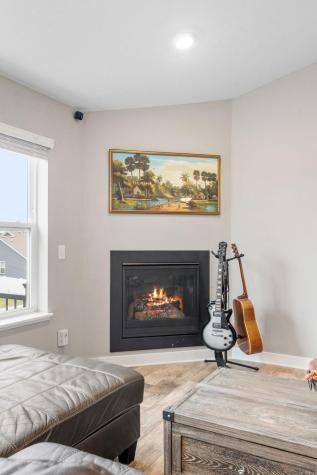 1989 Attenborough Street Shakopee MN 55379