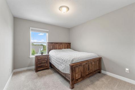 1989 Attenborough Street Shakopee MN 55379