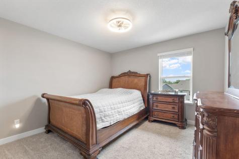 1989 Attenborough Street Shakopee MN 55379