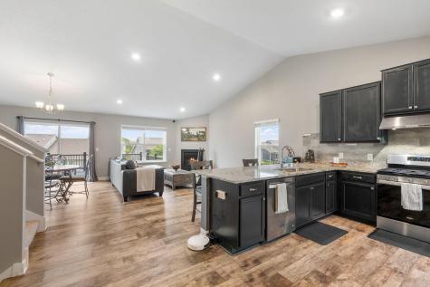 1989 Attenborough Street Shakopee MN 55379