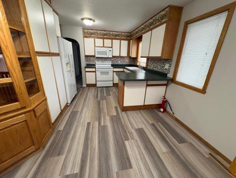 346 15th Avenue S Fargo ND 58103