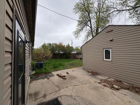 346 15th Avenue S Fargo ND 58103