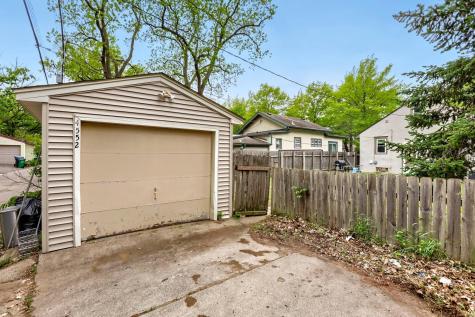 4552 Penn Avenue N Minneapolis MN 55412