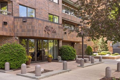 2885 Knox Avenue S Minneapolis MN 55408