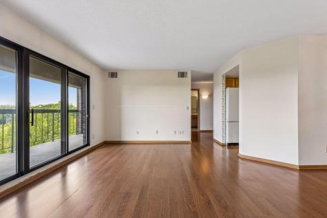 2885 Knox Avenue S Minneapolis MN 55408
