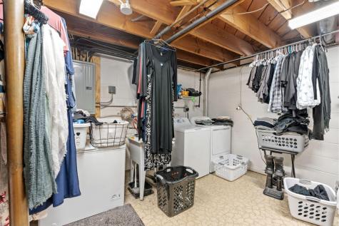 5006 Zenith Avenue N Brooklyn Center MN 55429