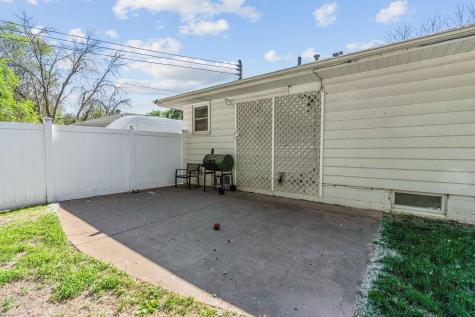 5006 Zenith Avenue N Brooklyn Center MN 55429
