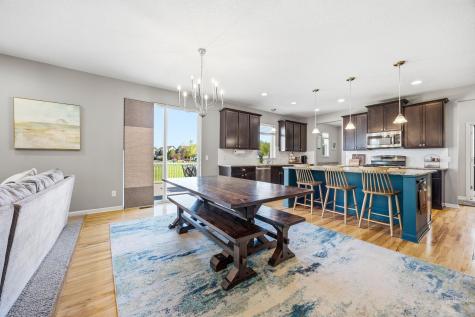 1088 Rosemary Court Chaska MN 55318
