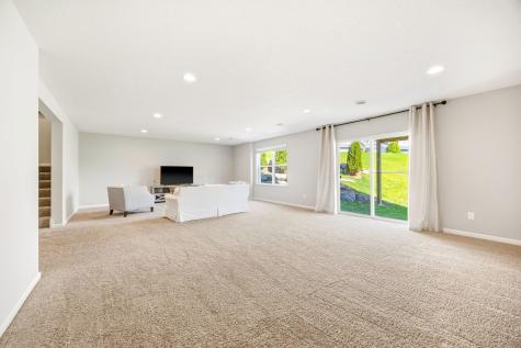 1088 Rosemary Court Chaska MN 55318