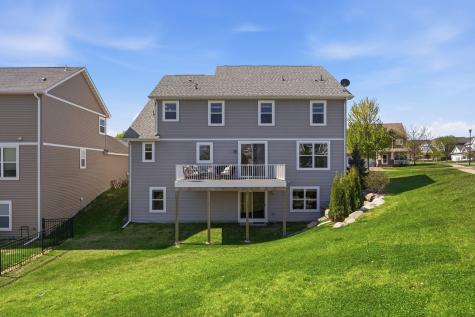 1088 Rosemary Court Chaska MN 55318