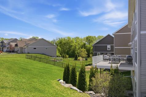 1088 Rosemary Court Chaska MN 55318