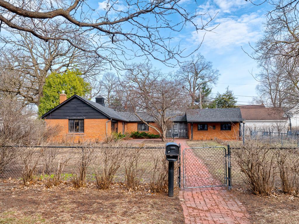 4230 Ewing Avenue N Robbinsdale MN 55422