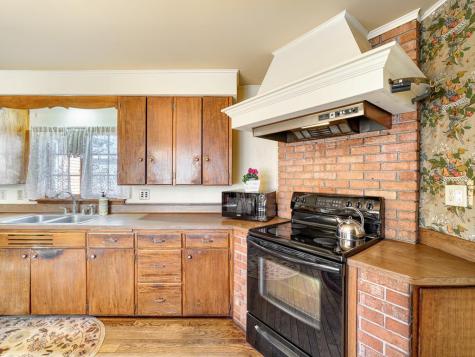 4230 Ewing Avenue N Robbinsdale MN 55422