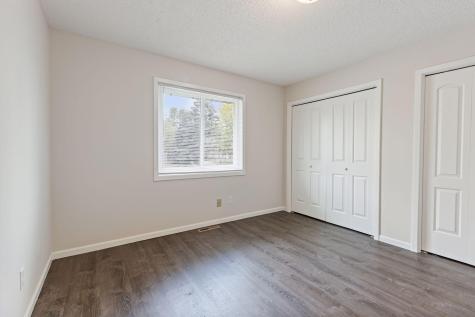 7516 Louisiana Avenue N Brooklyn Park MN 55428