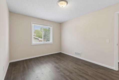7516 Louisiana Avenue N Brooklyn Park MN 55428
