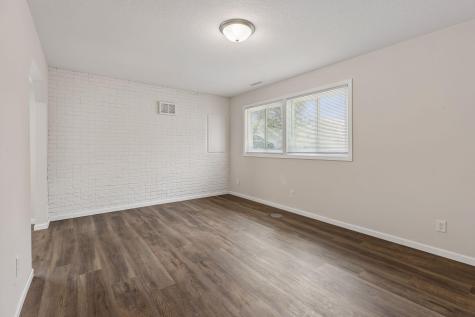 7516 Louisiana Avenue N Brooklyn Park MN 55428