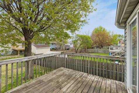 7516 Louisiana Avenue N Brooklyn Park MN 55428