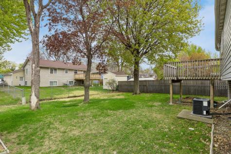 7516 Louisiana Avenue N Brooklyn Park MN 55428