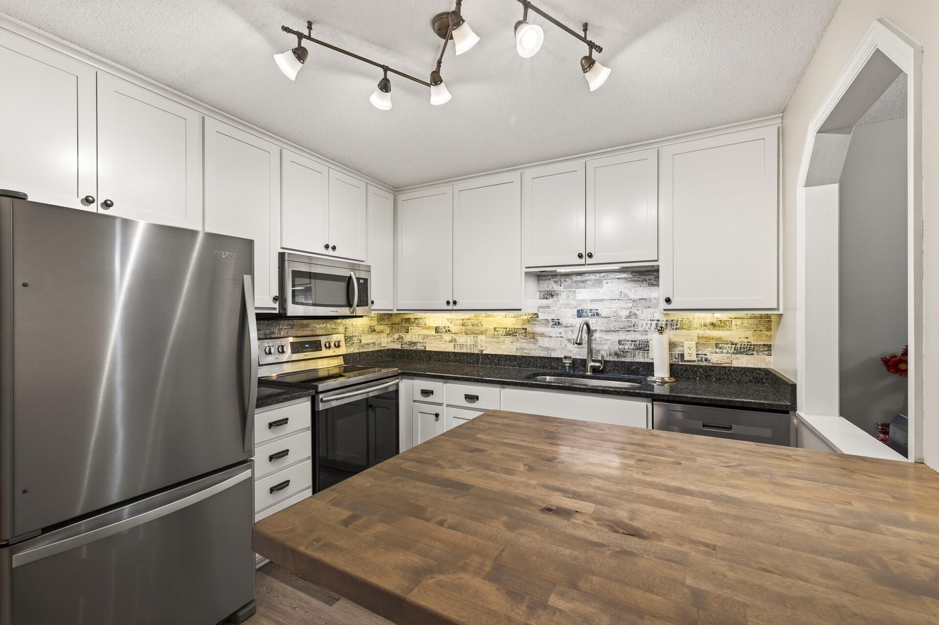 1846 Southpointe Terrace Eagan MN 55122