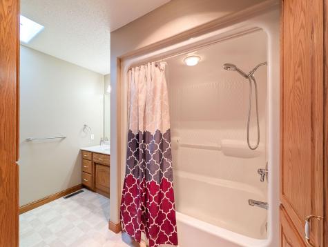 106 50th Avenue E West Fargo ND 58078