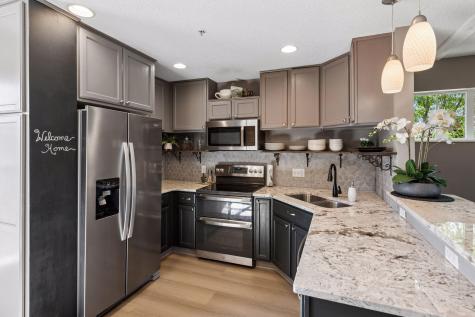 2898 Clover Ridge Drive Chaska MN 55318