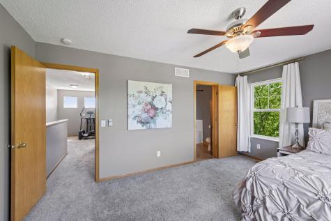2898 Clover Ridge Drive Chaska MN 55318