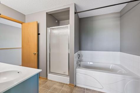 2898 Clover Ridge Drive Chaska MN 55318