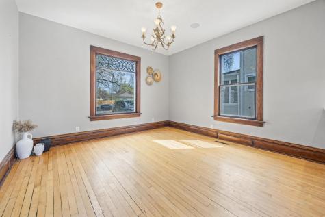 1524 5th Avenue S Fargo ND 58103