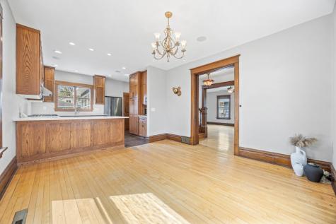 1524 5th Avenue S Fargo ND 58103