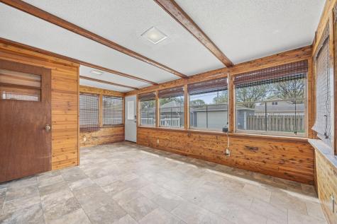 1524 5th Avenue S Fargo ND 58103