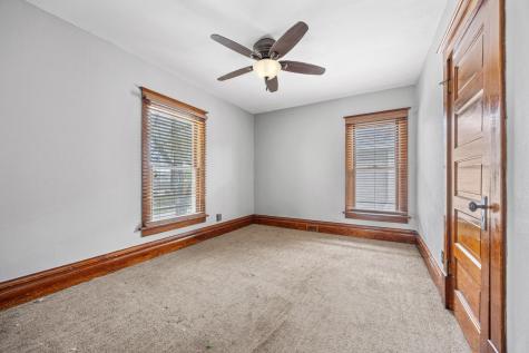 1524 5th Avenue S Fargo ND 58103