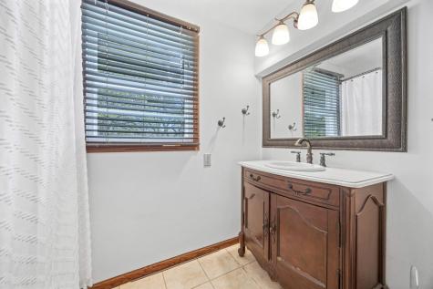 1524 5th Avenue S Fargo ND 58103