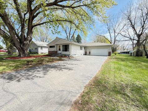 1608 N 5th Street Montevideo MN 56265