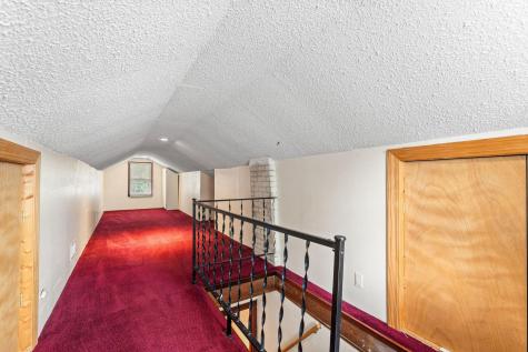 2548 17th Avenue E North Saint Paul MN 55109