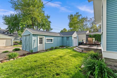 2548 17th Avenue E North Saint Paul MN 55109