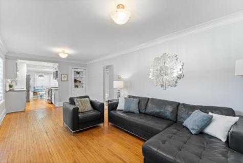 2548 17th Avenue E North Saint Paul MN 55109