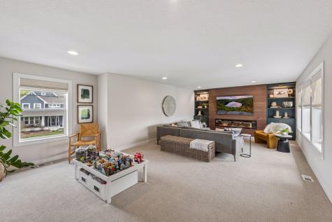 5137 Boulder Lane Chaska MN 55318
