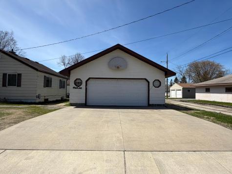 920 13th Avenue International Falls MN 56649