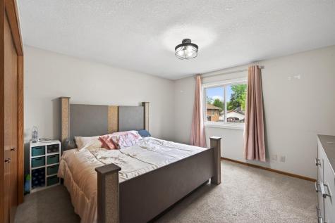 3914 67th Street E Inver Grove Heights MN 55076