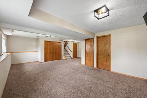 3914 67th Street E Inver Grove Heights MN 55076