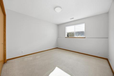 4274 39 1/2 Avenue S Fargo ND 58104