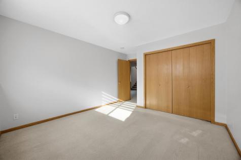 4274 39 1/2 Avenue S Fargo ND 58104