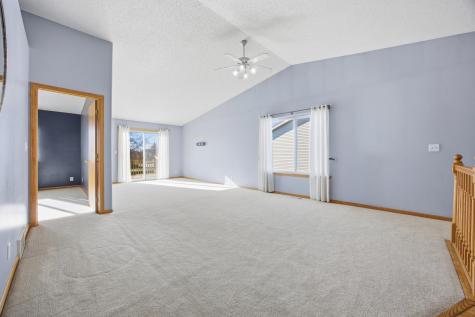 4274 39 1/2 Avenue S Fargo ND 58104