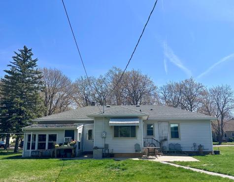 2934 Oak Avenue Slayton MN 56172