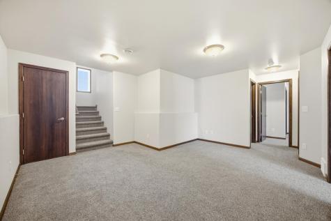 6038 59th Street S Fargo ND 58104