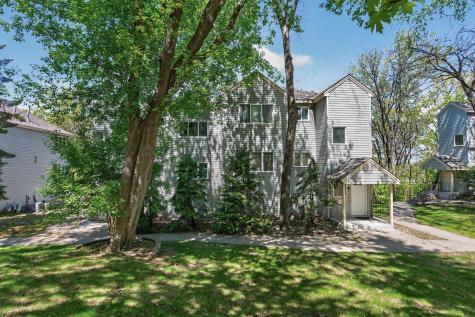 357 Belvidere Street E Saint Paul MN 55107