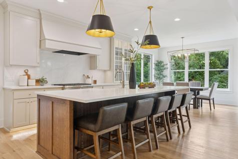 804 Great Oaks Trail Eagan MN 55123