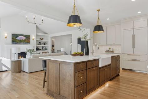804 Great Oaks Trail Eagan MN 55123