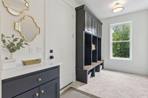 804 Great Oaks Trail Eagan MN 55123
